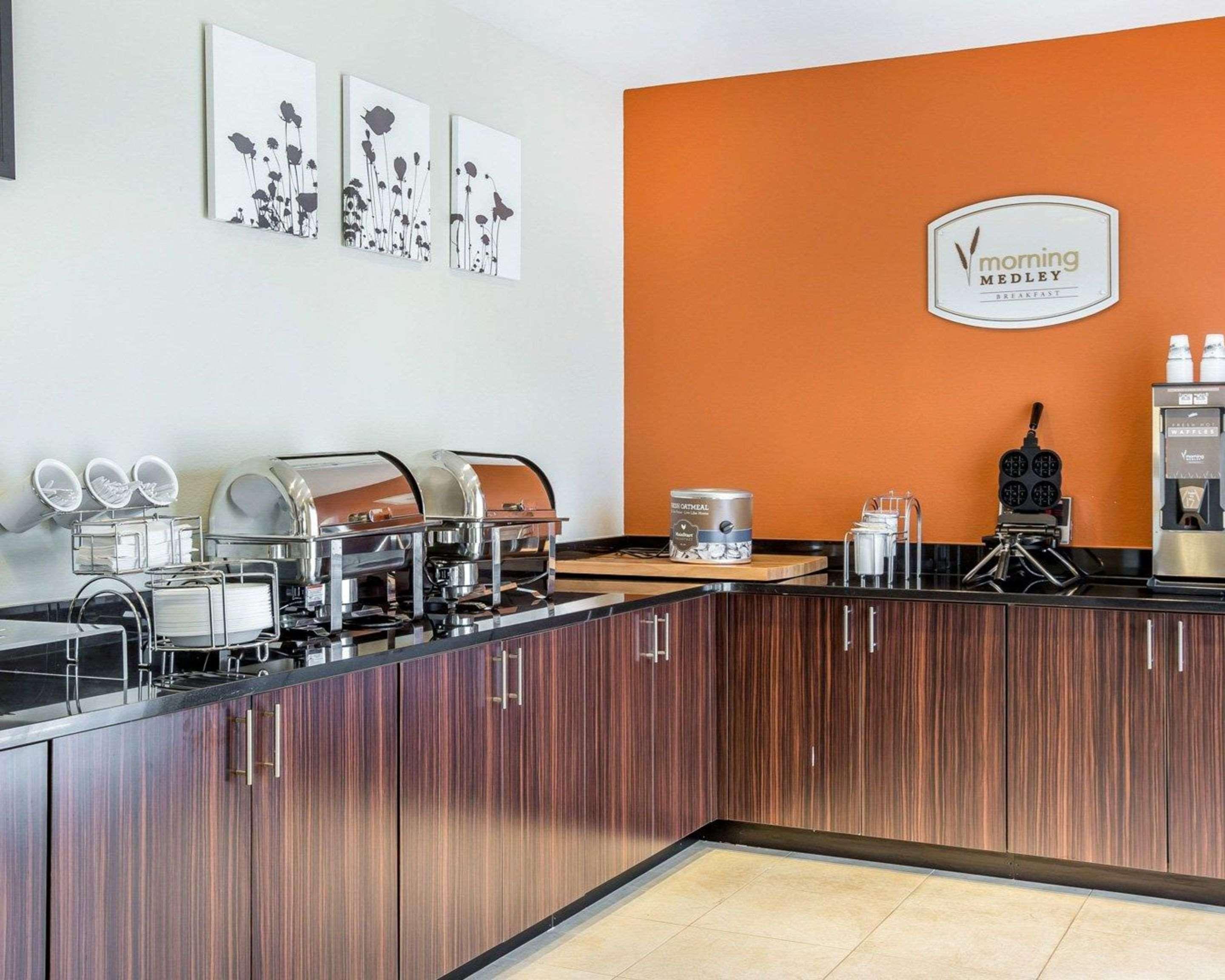 卡特尔斯维尔门斯特套房酒店 卡特斯维尔 外观 照片